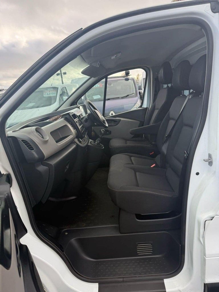 2018 ON 18 PLATE RENAULT TRAFFIC L129 BUSINESS DCI LWB DIESEL VAN ULEZ FREE ZONE