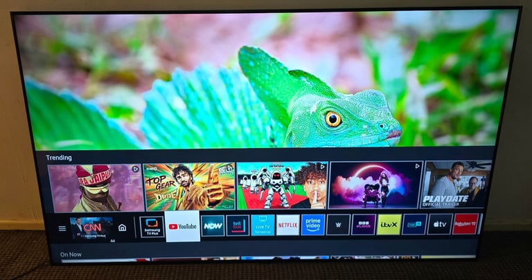 Samsung SMART tv 75 inch 4k UHD Fully Working order  