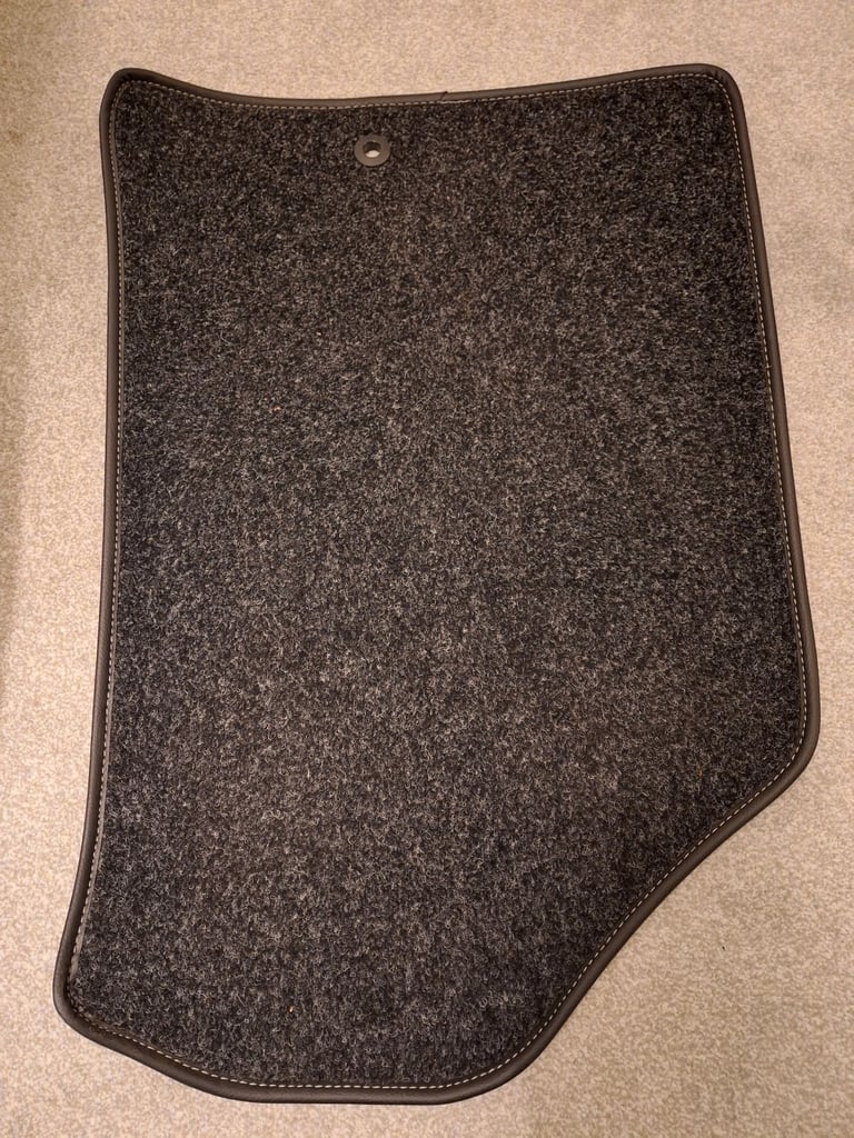 Hyundai i10 car mats