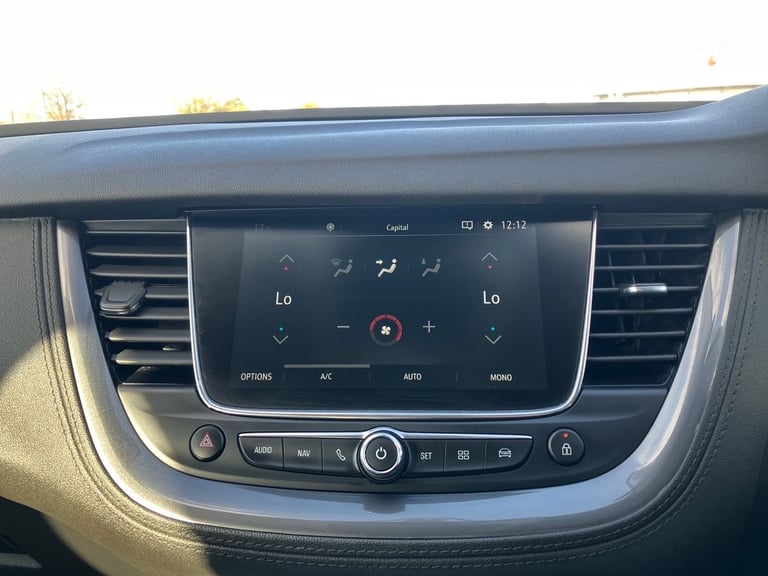 2020 Vauxhall Grandland X 1.2 Turbo Sport Nav 5dr Hatchback PETROL Manual