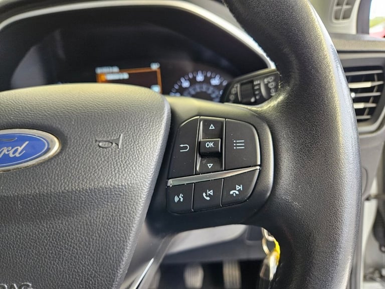 2019 Ford Focus 1.0T EcoBoost Zetec Hatchback 5dr Petrol Manual Euro 6 (s/s) (100 ps) Hatchback P...