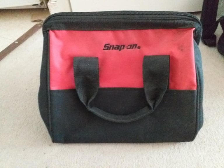 Snap on tool bag 