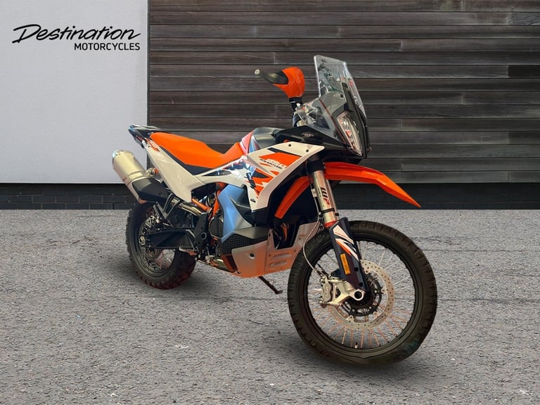 2025 KTM Street 890 ADVENTURE R orange 6 Speed