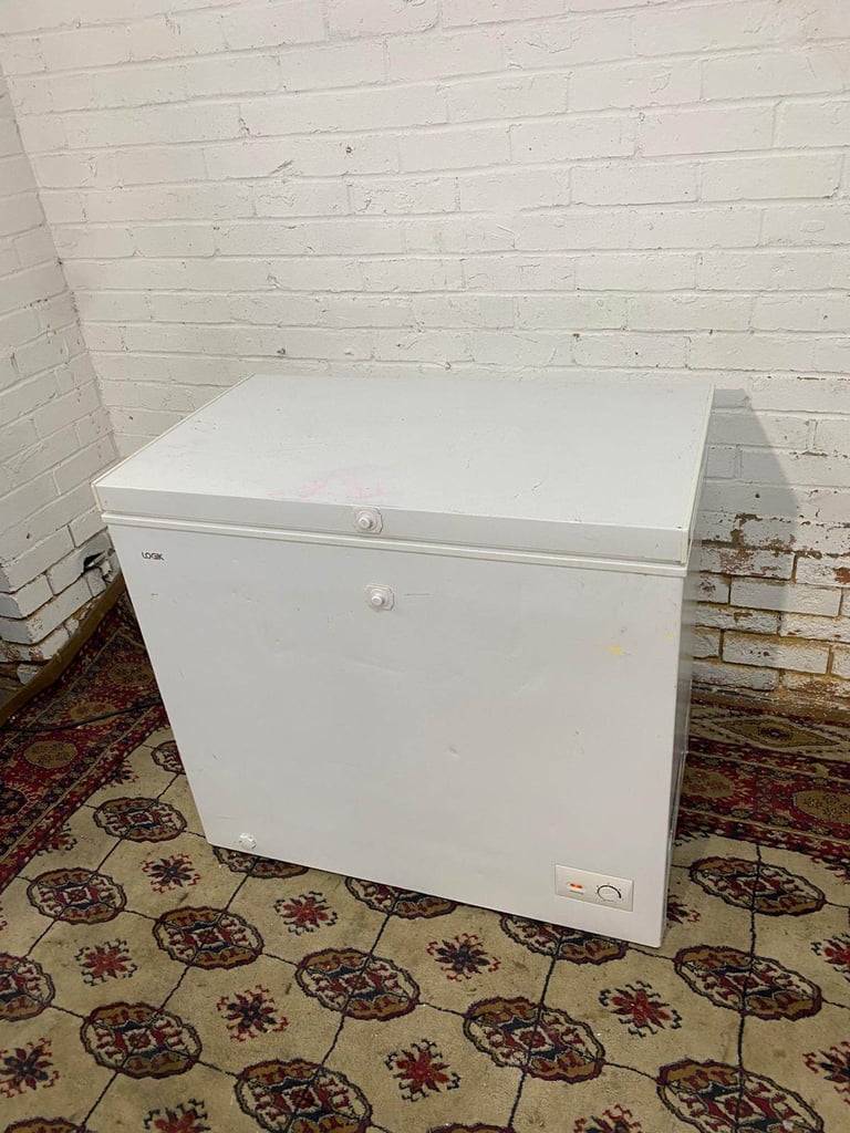 Beautiful Logik Chest Freezer 200L  Frost Free