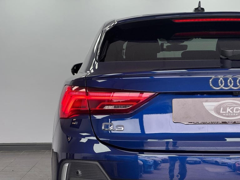 AUDI Q3 1.5 TFSI CoD 35 S line Sportback S Tronic Euro 6 (s/s) 5dr 2023