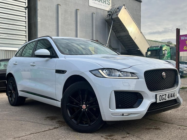 2019 Jaguar F-Pace 2.0d [180] Chequered Flag 5dr Auto AWD ESTATE DIESEL Automatic