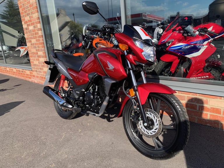 Honda CBF 125 - ONE OWNER - 848 MILES - 2 YEAR WARRANTY