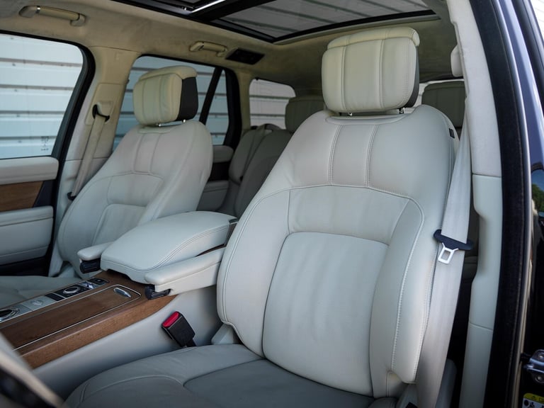  Land Rover Range Rover 5.0 P525 V8 Autobiography Auto 4WD Euro 6 (s/s) 5dr Petrol Automatic