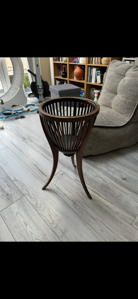 Antique Mahogany Jardiniere Basket Stand 