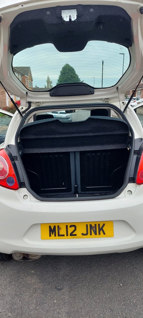 Ford, KA, Hatchback, 2012, Manual, 1242 (cc), 3 doors