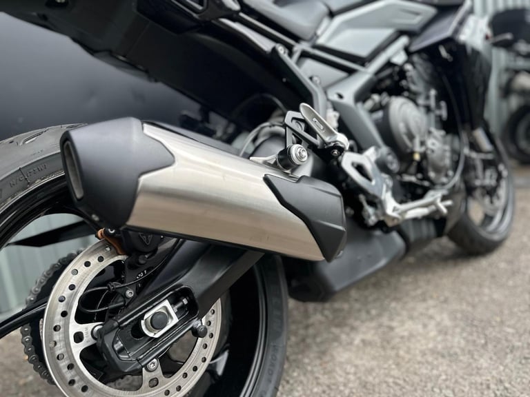 STUNNING BRAND NEW 2025MY TRIUMPH TIGER SPORT 800 MOTORCYCLE 