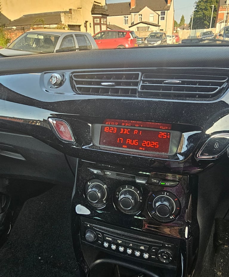 CITROEN DS3