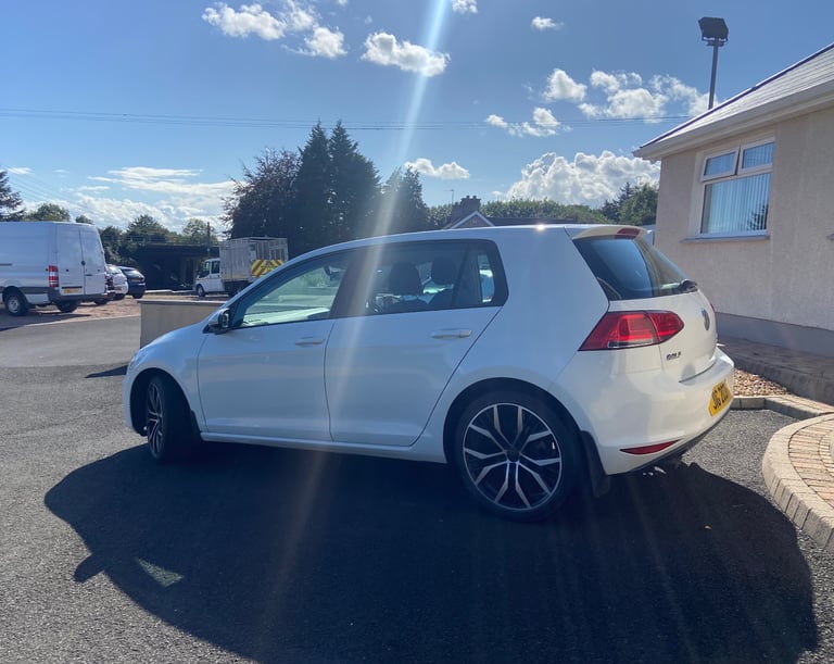 2014 Volkswagen Golf 1.6 TDI BlueMotion Tech S Euro 5 (s/s) 5dr