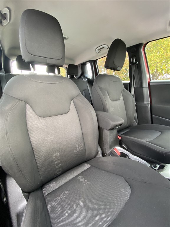 2016 Jeep Renegade LONGITUDE Estate Petrol Manual