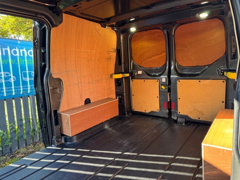  Ford Transit Custom 2.0 TDCi 170ps**SPORT VAN!**+HUGE Diesel