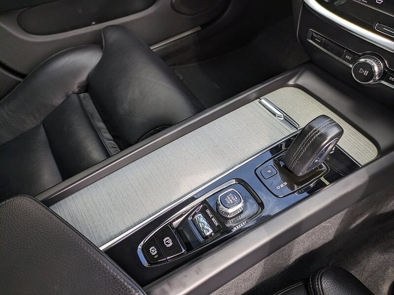 2020 Volvo V60 Cross Country B5 MHEV Estate HYBRID Automatic