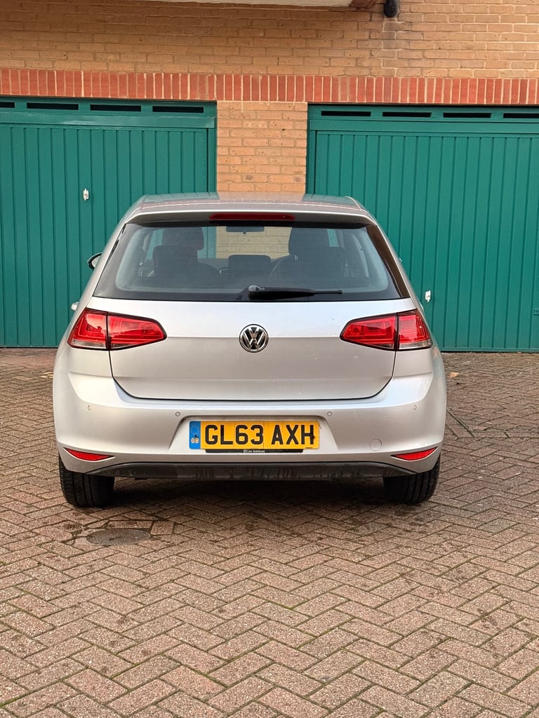 Volkswagen, GOLF, Hatchback, 2014, Manual, 1197 (cc), 5 doors