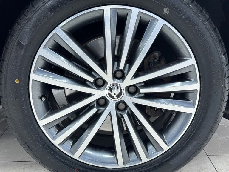 2019 Skoda Kodiaq 2.0 TDI Laurin &amp; Klement SUV 5dr Diesel DSG 4WD Euro 6 (s/s) (7 Seat) (190 ...