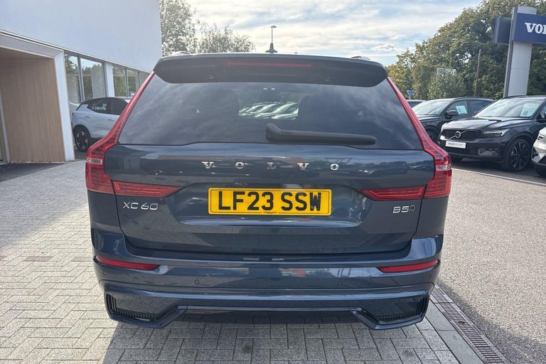 2023 Volvo XC60 2.0 B5 MHEV Ultimate SUV 5dr Petrol Hybrid Auto AWD Euro 6 (s/s) (250 ps) ESTATE ...