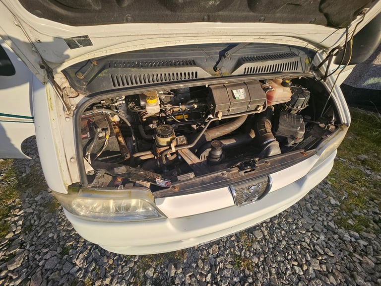 Peugeot, BOXER 330 LX MWB HDI, 2006, 2178 (cc)