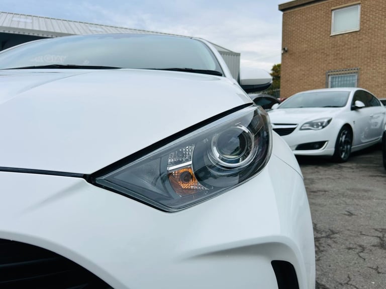 2022 Toyota Yaris 1.5 VVT-h Icon E-CVT Euro 6 (s/s) 5dr HATCHBACK Petrol/Electric Hybrid Automatic