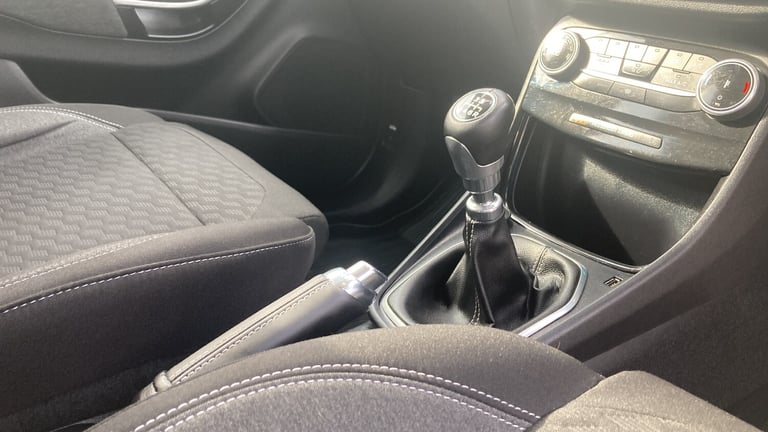 2022 Ford Puma 1.0 EcoBoost Hybrid mHEV Titanium 5dr Petrol Hatchback Hatchback Petrol Manual