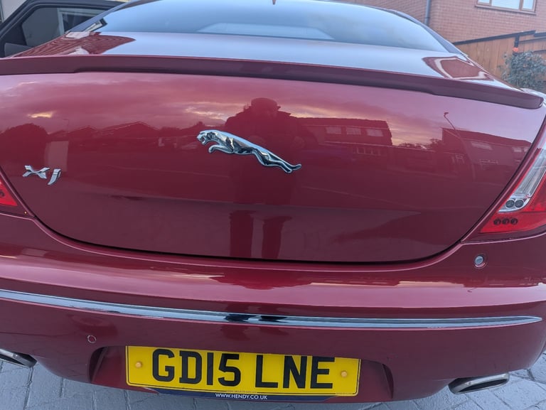 Jaguar, XJ, Saloon, 2015, 2993 (cc), 4 £26,886 SPENT