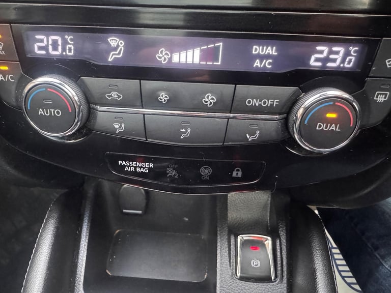 2016 Nissan Qashqai SUV (2013 - 2017) SUV Diesel Manual