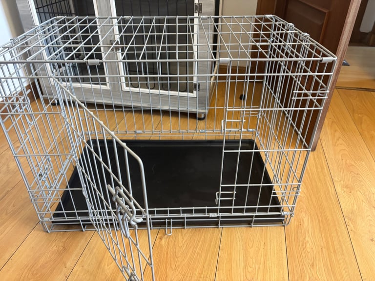 Medium dog cage 