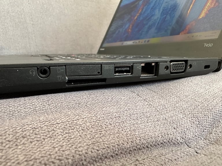 Lenovo ThinkPad T450 14.1" HD Screen i5 8GB RAM 240GB SSD WINDOWS 11