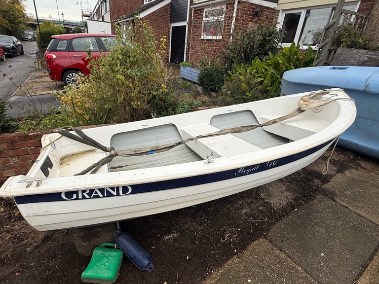 3m Grand fibreglass dingy 