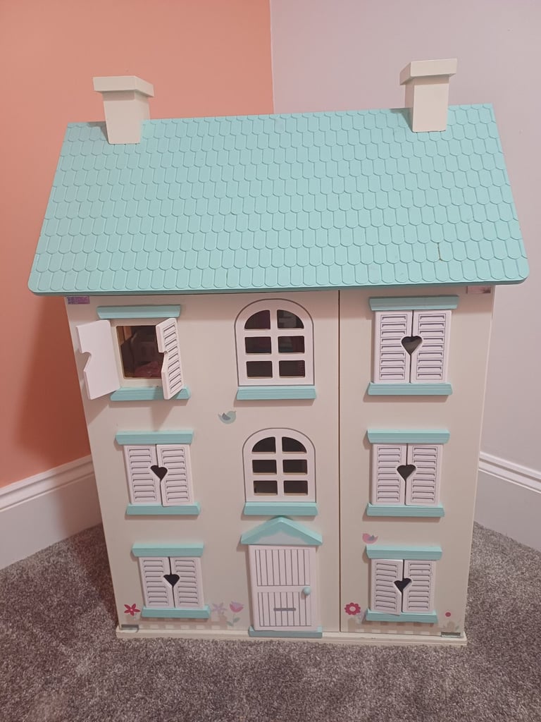 Doll house