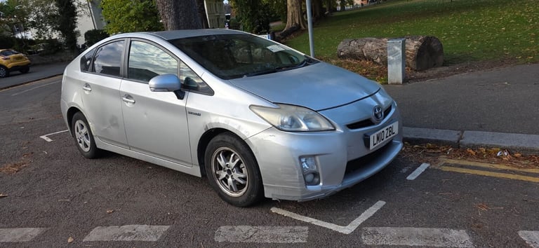 2010 Toyota Prius 1.8 VVT-h T3 Hatchback 5dr Petrol Hybrid CVT Euro 5 (s/s)