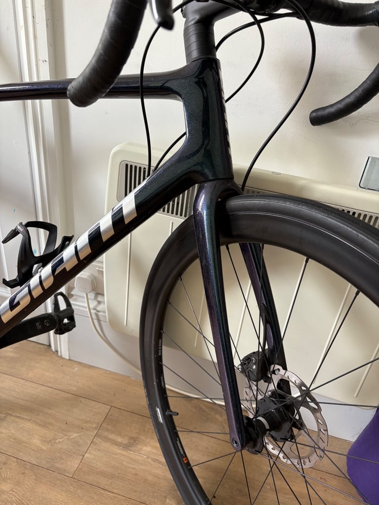 Giant TCR Advanced Pro 2 Carbon Road Bike 2022 Medium