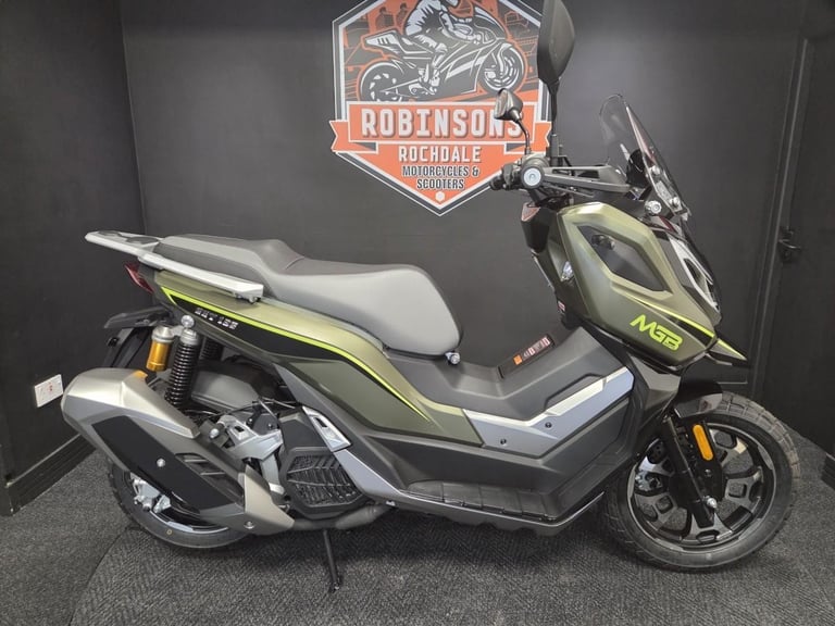 NEW MGB AMAX 125cc Automatic Scooter Learner Legal City Commuter Excellent MP...