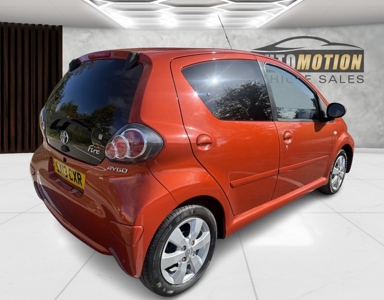 TOYOTA AYGO 1.0 VVT-i Fire 2013