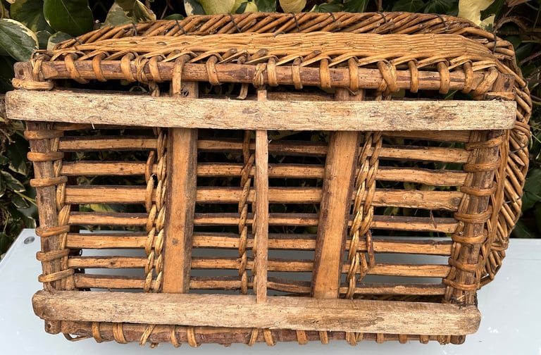 ANTIQUE FRENCH GRAPE HARVESTING BASKET, CHAMPAGNE PANIER DE VENDANGES, 87x57cm, 1900s - WILL POST!