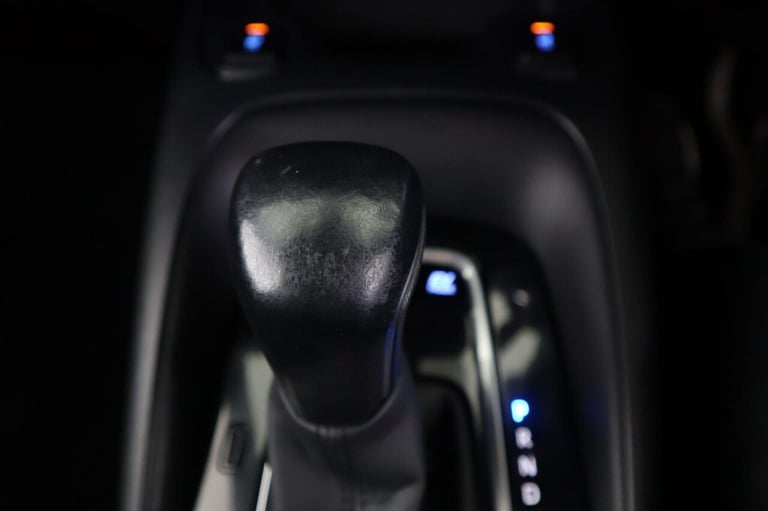 2021 Toyota Corolla 1.8 VVT-h Icon Tech Touring Sports CVT Euro 6 (s/s) 5dr Estate PETROL/ELECTRI...