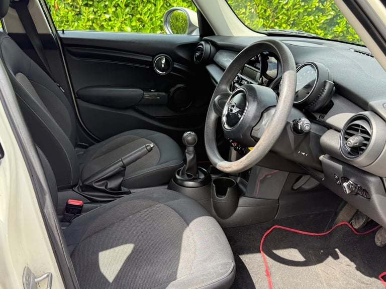 2016/66 MINI COOPER 5DR F55 1.5 HATCH WHITE FSH TURBO F56 5 DOOR £20 CHEAP TAX