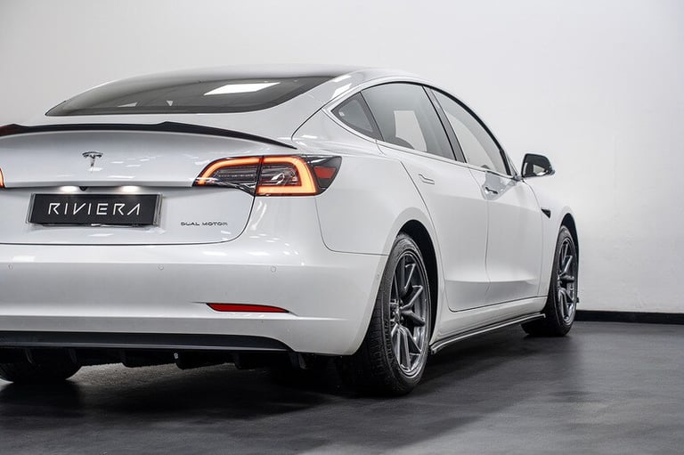 2020 Tesla Model 3 Long Range Saloon Electric Automatic