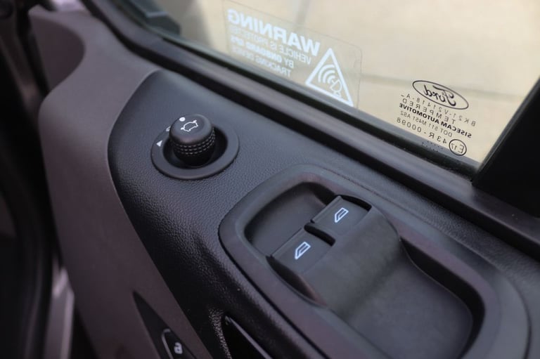 2021 Ford Transit Custom 2.0 300 EcoBlue Limited Crew Van Double Cab 5dr Diesel Manual L1 H1 Euro...