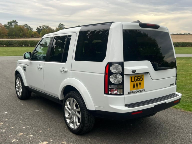 LAND ROVER DISCOVERY 4 3.0 SD V6 HSE 2015