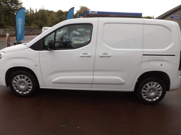 2023 Vauxhall Combo 1.5 Turbo D 2300 Pro Panel Van 5dr Diesel Manual L1 H1 Euro 6 (s/s) (100 ps P...