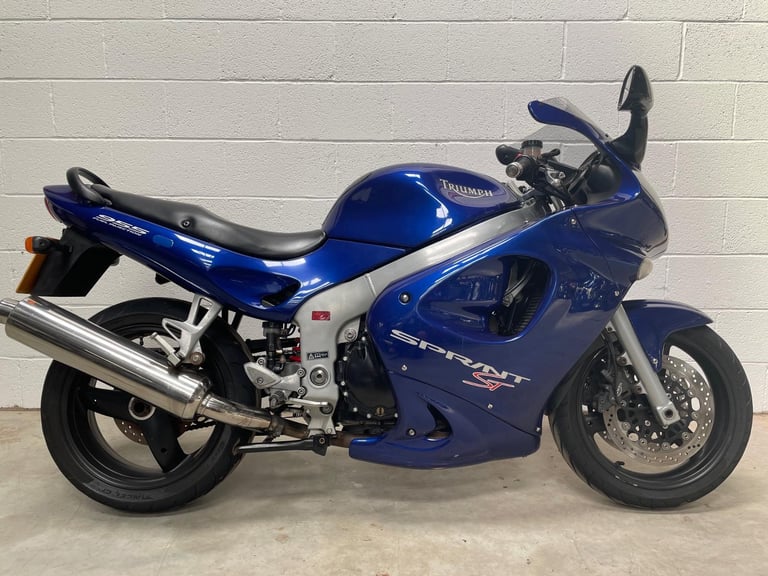 image for 1999 - TRIUMPH SPRINT ST 955i - 24K MILES - 12 MONTHS MOT
