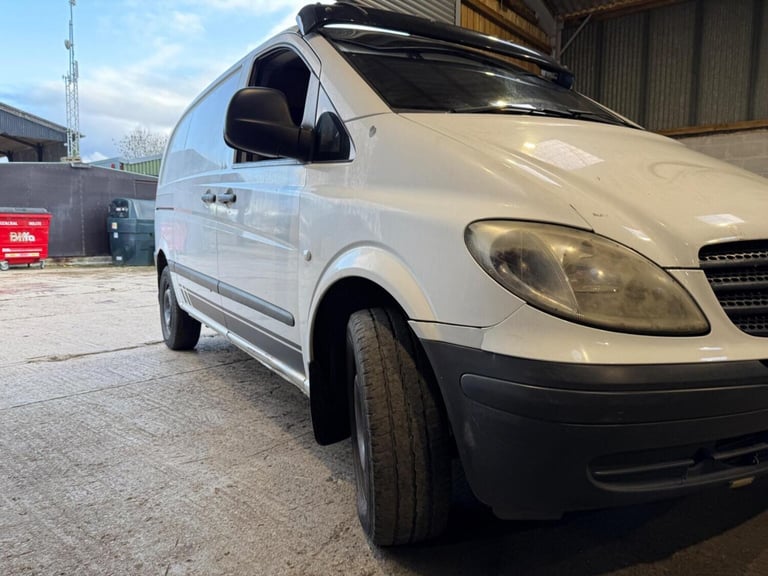 MERCEDES-BENZ VITO 2.1 111CDI Compact Panel Van SWB 5dr 2009