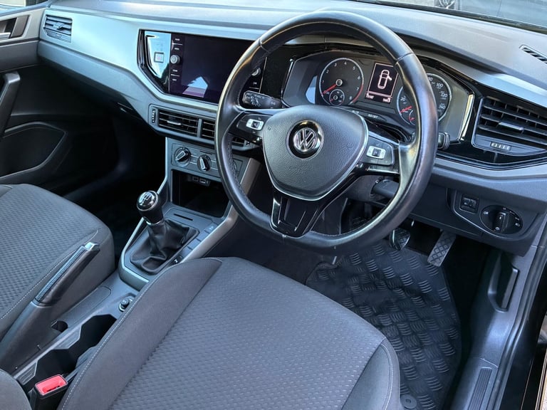 2018 Volkswagen Polo 1.0 TSI SE Euro 6 (s/s) 5dr HATCHBACK Petrol Manual