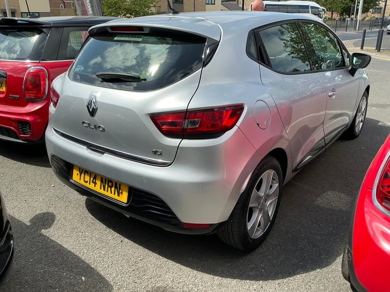 RENAULT CLIO D-QUE M-NAV ENERGY D