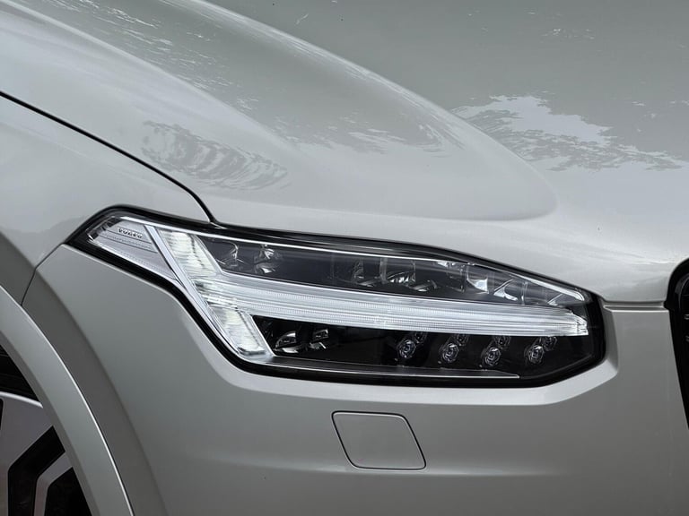 2019 Volvo XC90 2.0 B5 MHEV R-Design Pro Auto 4WD Euro 6 (s/s) 5dr ESTATE Diesel/Electric Hybrid ...