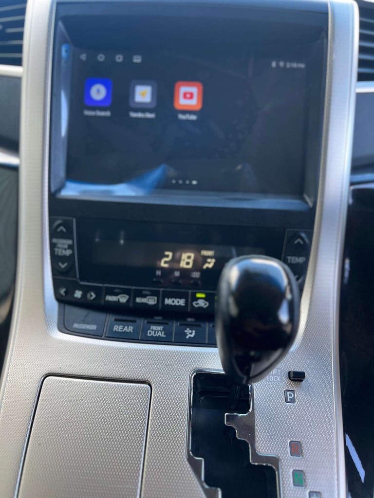 2014 Toyota Vellfire 2.4+GOLDEN EYES+GRADE 4B+FRESH IMPORT+ MPV Petrol Automatic