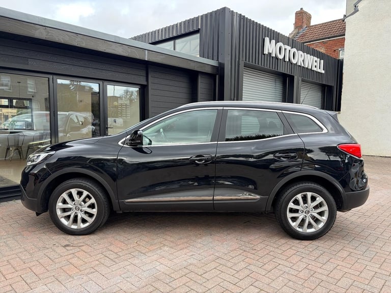 2018 Renault Kadjar 1.3 TCe Dynamique Nav Euro 6 (s/s) 5dr HATCHBACK Petrol Manual